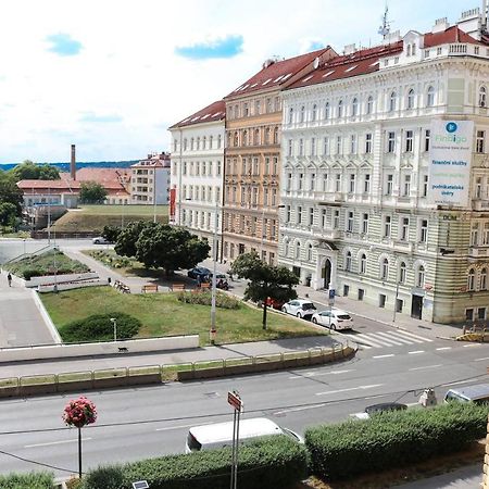 Rose Suites And Rooms Prague Luaran gambar
