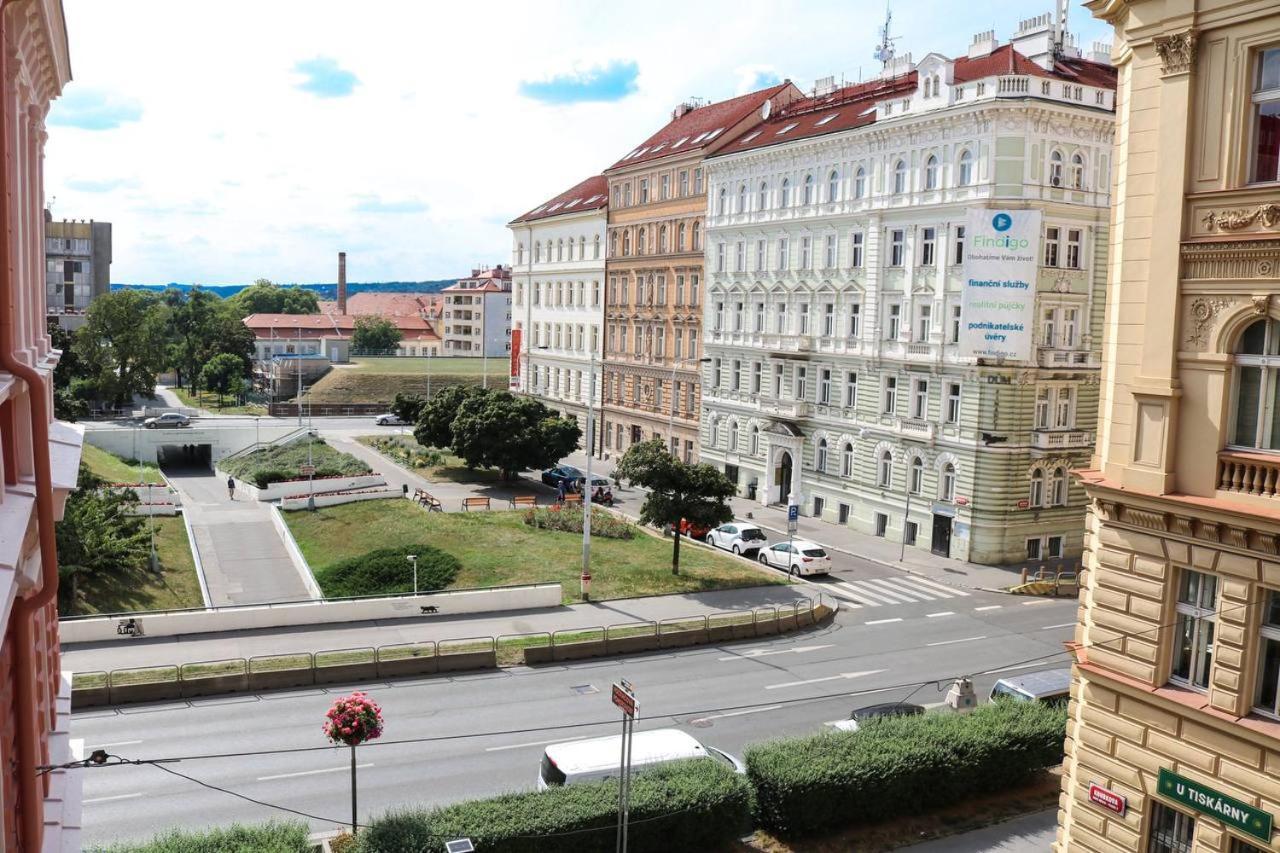 Rose Suites And Rooms Prague Luaran gambar