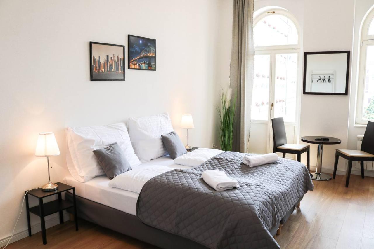 Rose Suites And Rooms Prague Luaran gambar